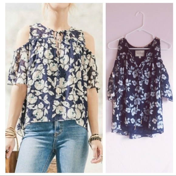 Anthro Moon River cold shoulder top size medium - Picture 1 of 12